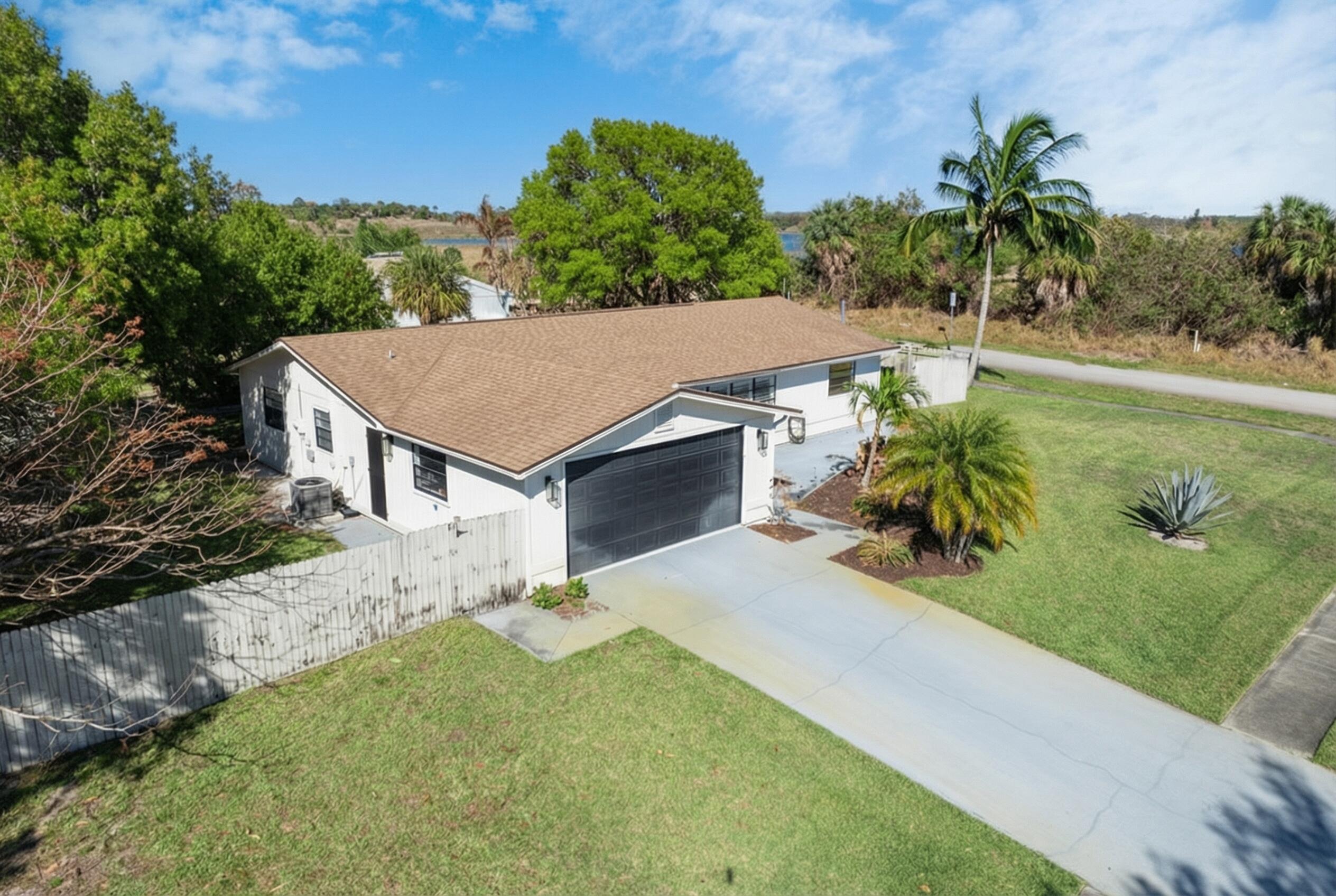 SECOND / FIRST REPLAT IN SEBASTIAN HIGHLANDS UNIT - Residential