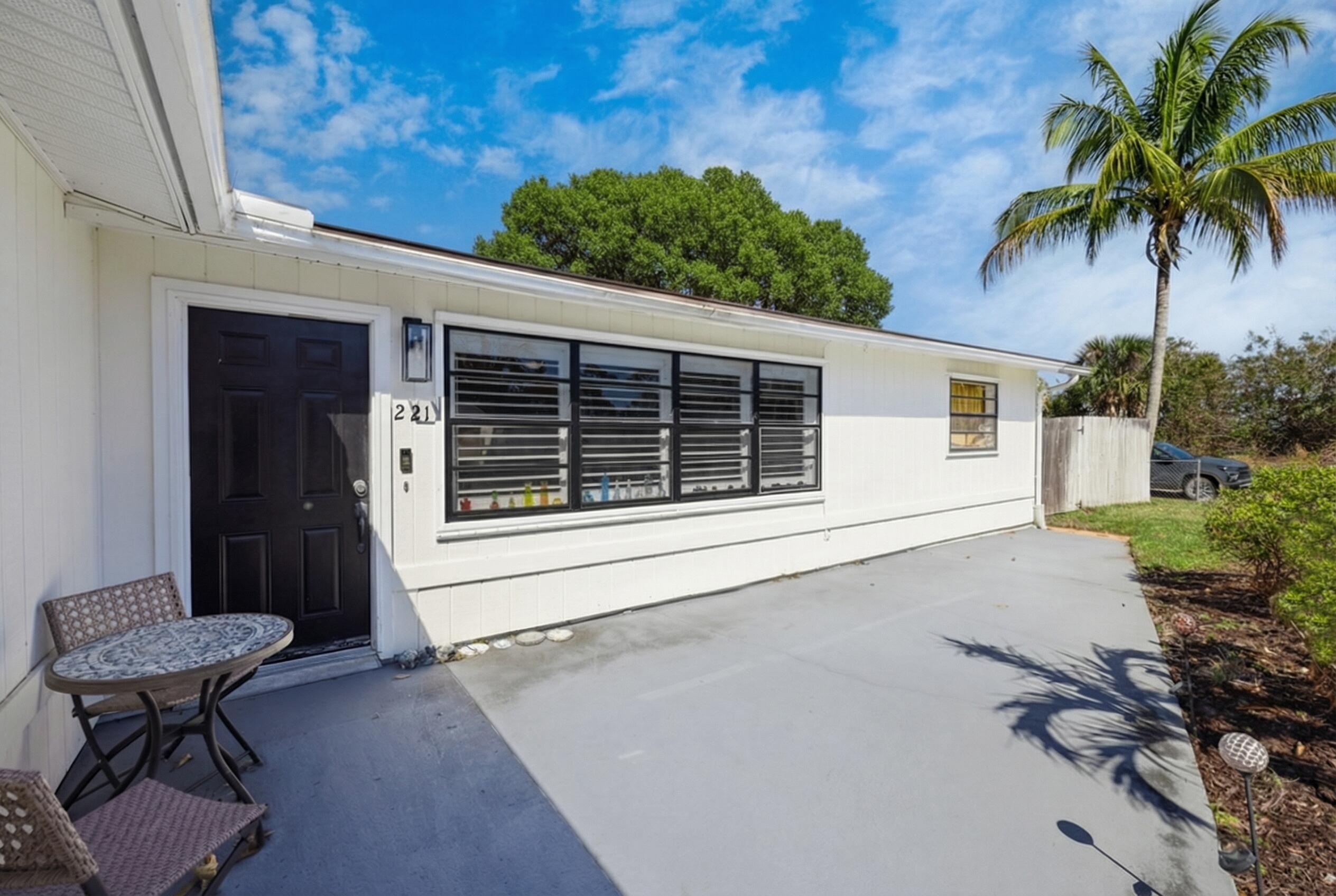 SECOND / FIRST REPLAT IN SEBASTIAN HIGHLANDS UNIT - Residential