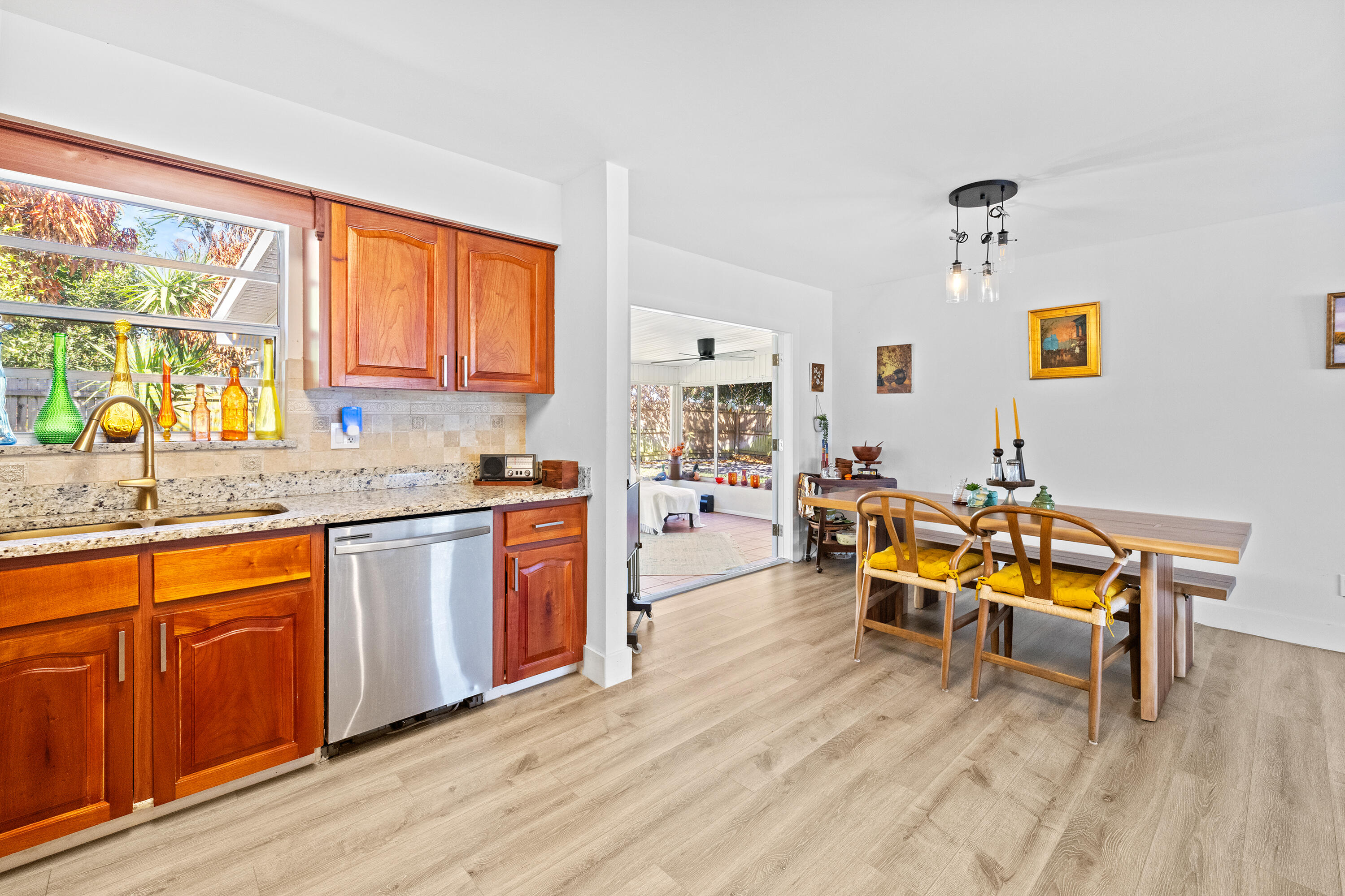 SECOND / FIRST REPLAT IN SEBASTIAN HIGHLANDS UNIT - Residential