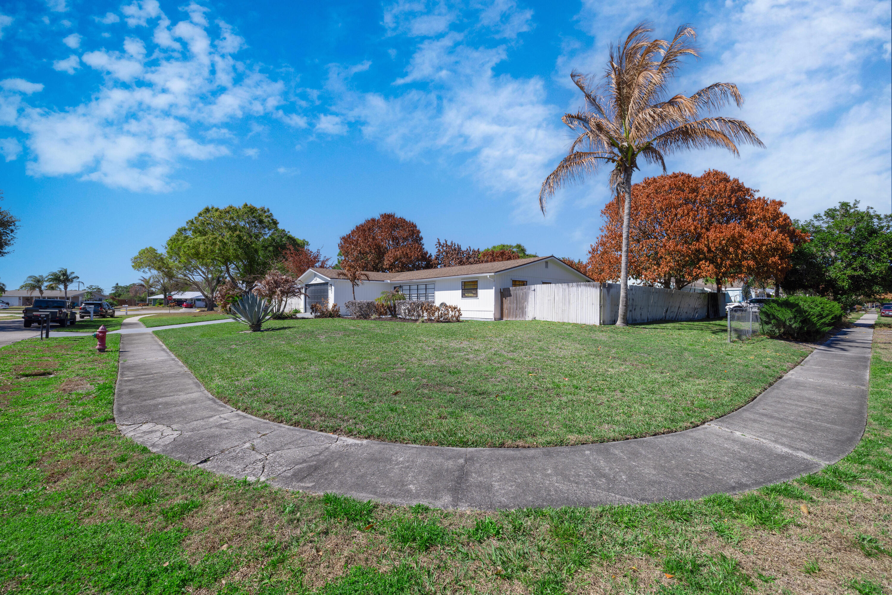 SECOND / FIRST REPLAT IN SEBASTIAN HIGHLANDS UNIT - Residential