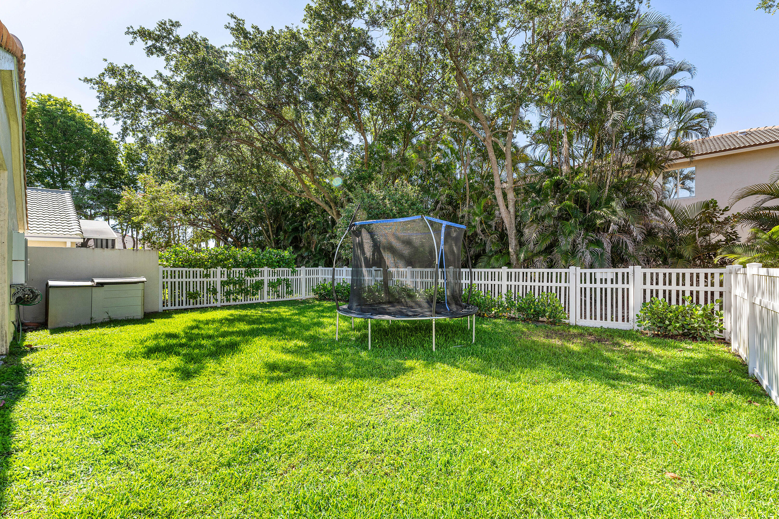 ISLES AT WELLINGTON 1 - Residential