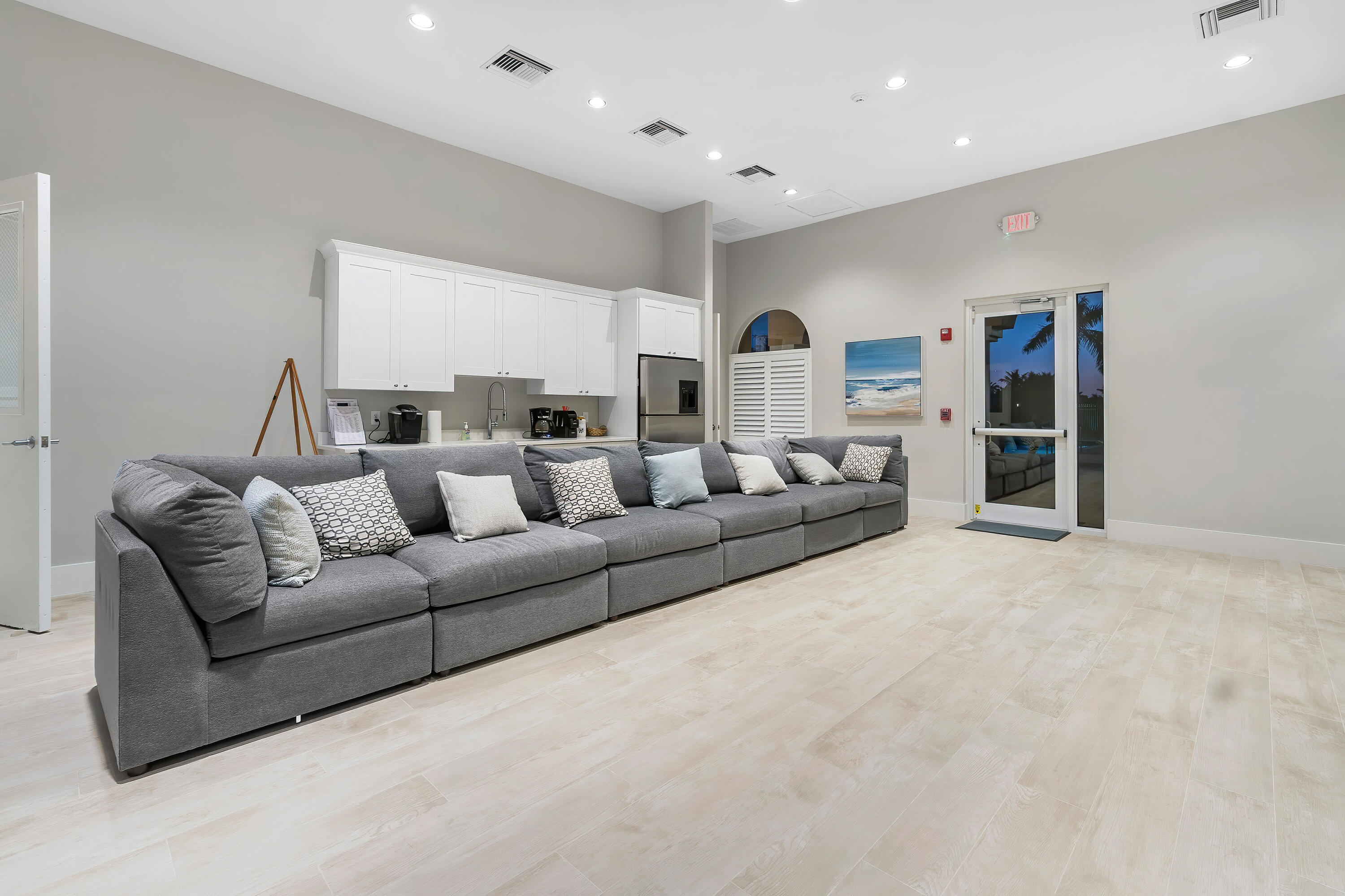 ISLES AT WELLINGTON 1 - Residential