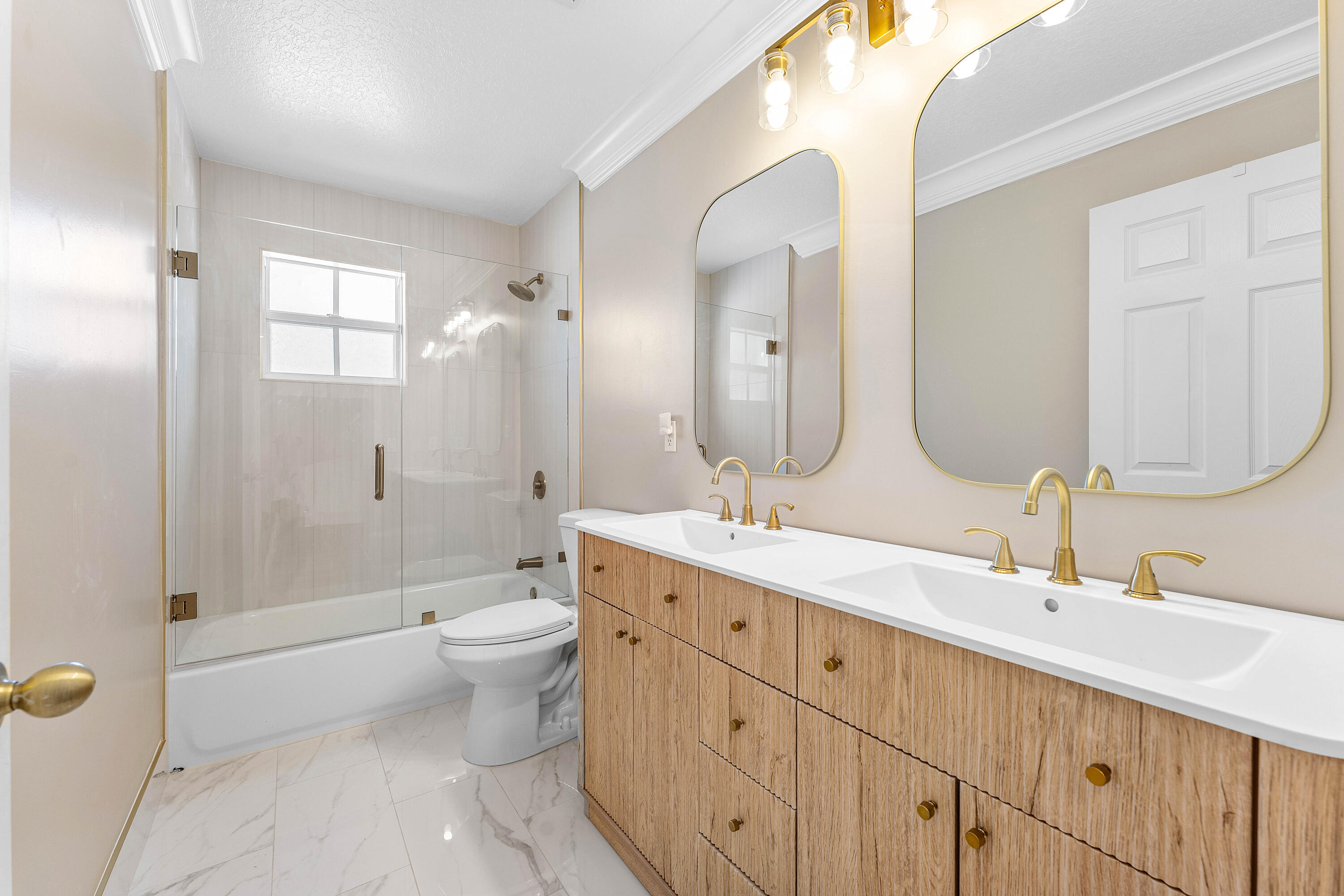 ISLES AT WELLINGTON 1 - Residential