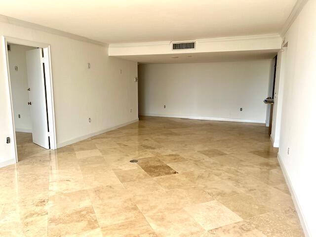 PALM BEACH HOUSE CONDO - Residential