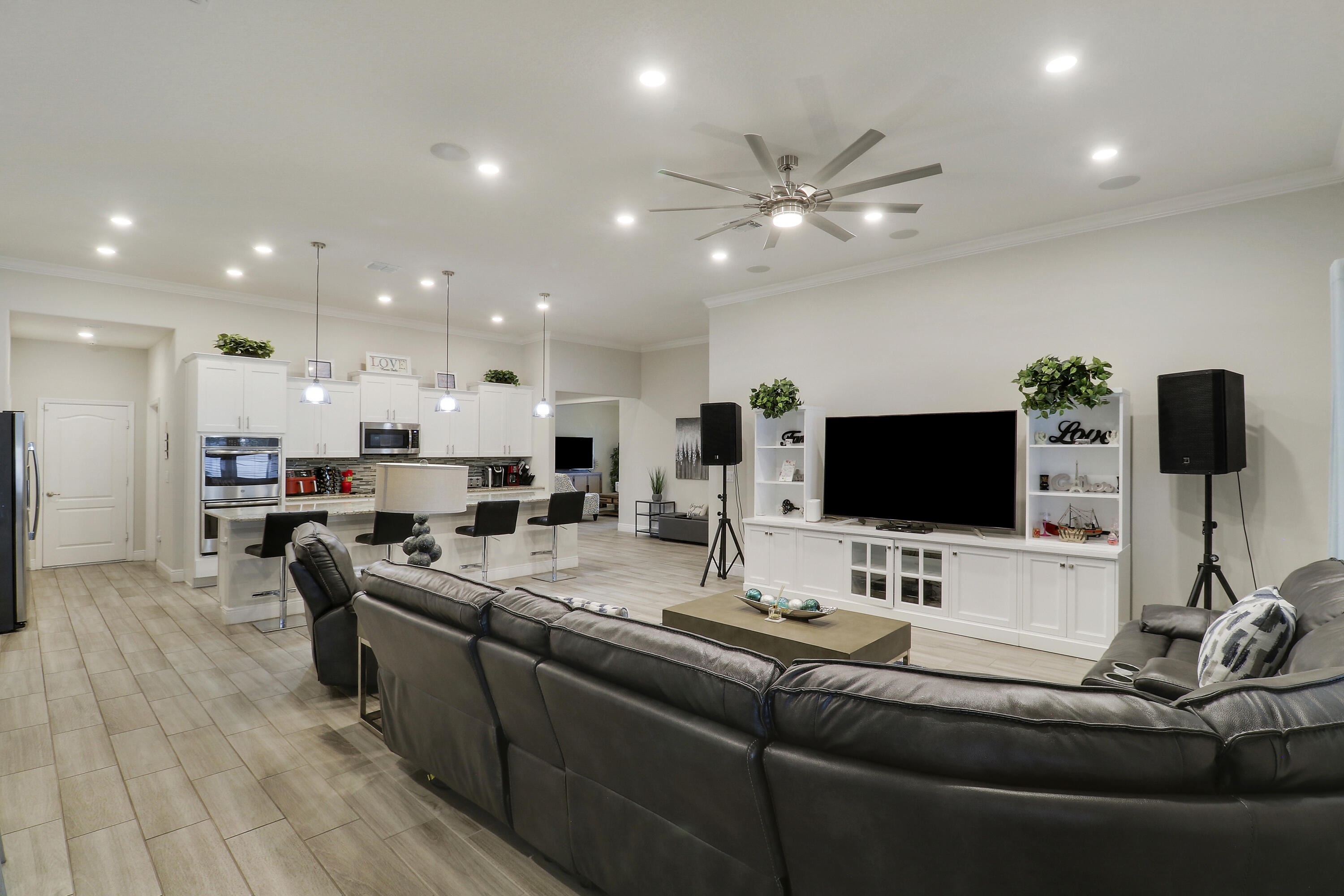 3301 SW Frankford Street