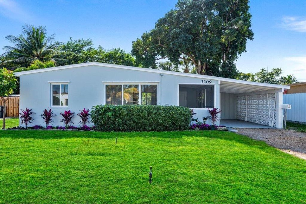 Photo of 3209 French Avenue, Lake Worth, FL 33461 (MLS # R11147339)