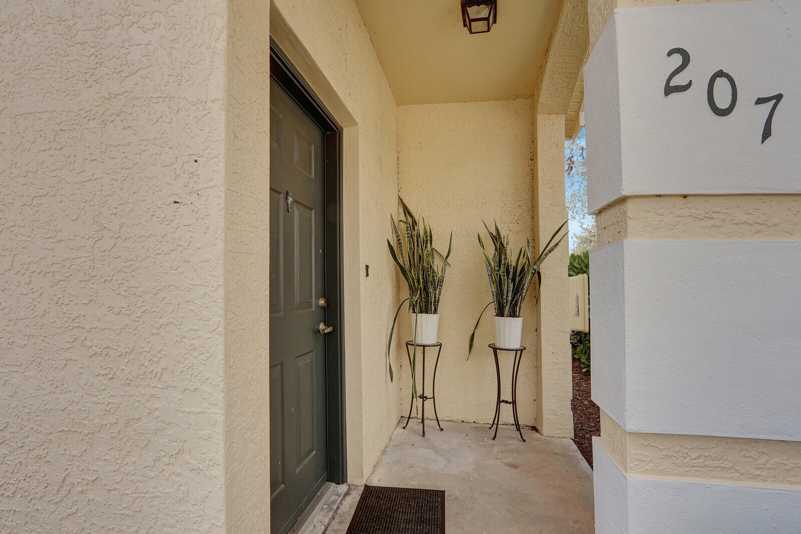 164 SW Peacock Boulevard SW 33-207