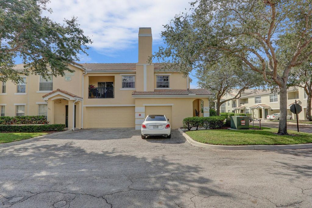 Photo of 164 SW Peacock Boulevard SW #33-207, Port Saint Lucie, FL 34986 (MLS # R11119848)