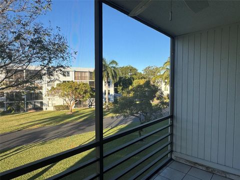 A home in Oakland Park