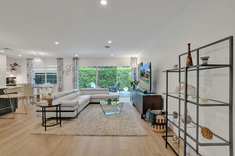 Tiny photo for 4921 Riverside Drive #606, Coral Springs, FL 33067 (MLS # B26046822)