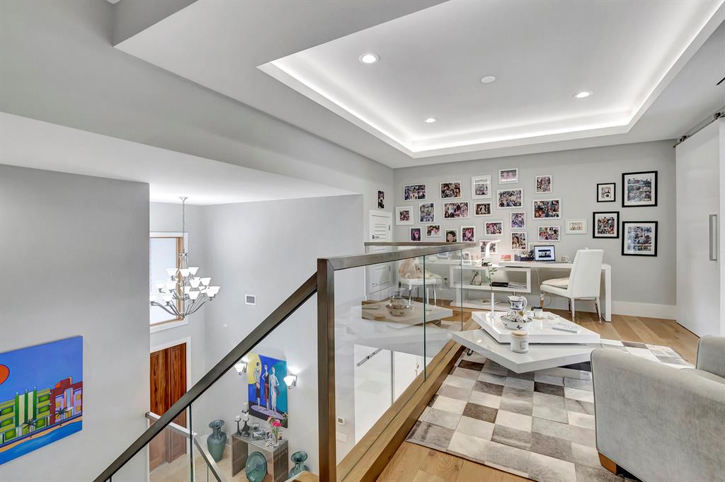 BOCA HARBOUR - Residential