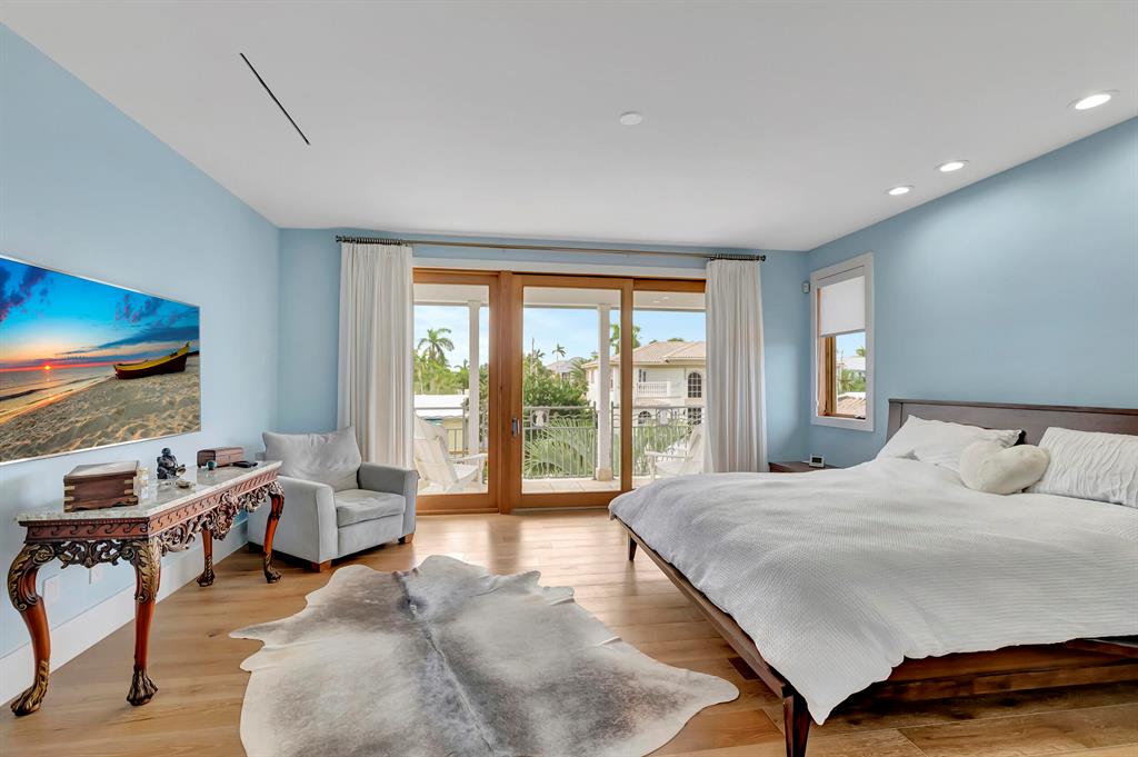 BOCA HARBOUR - Residential