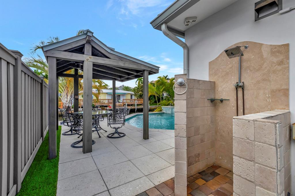 BOCA HARBOUR - Residential