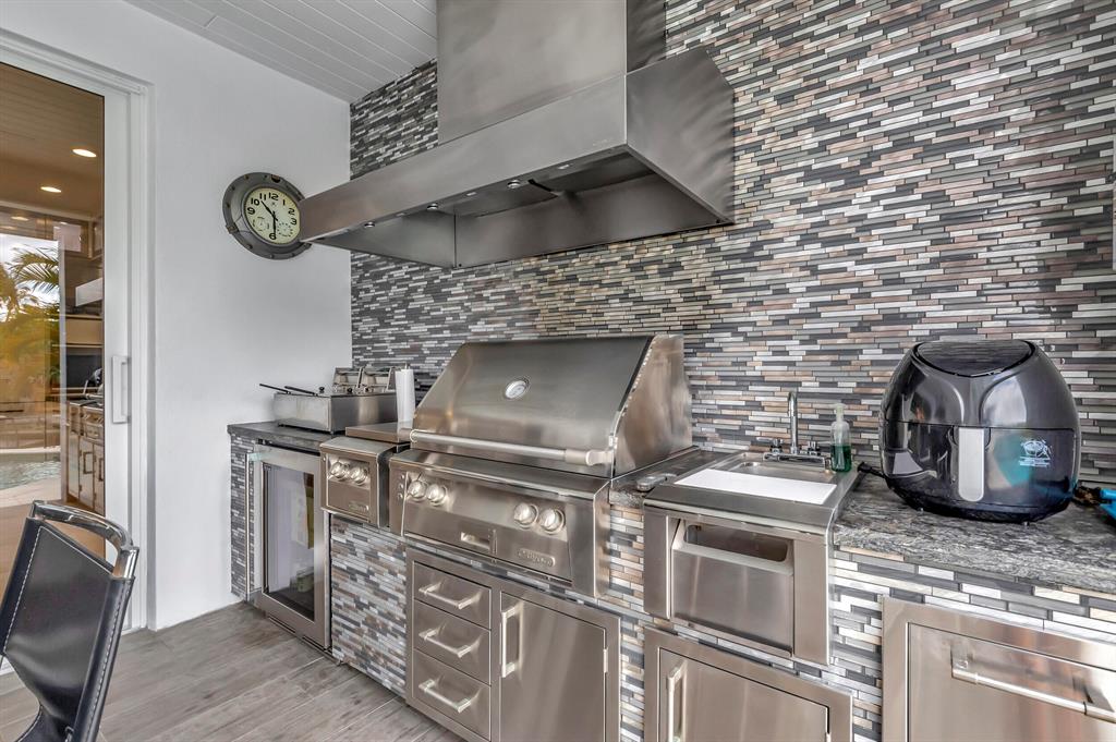 BOCA HARBOUR - Residential