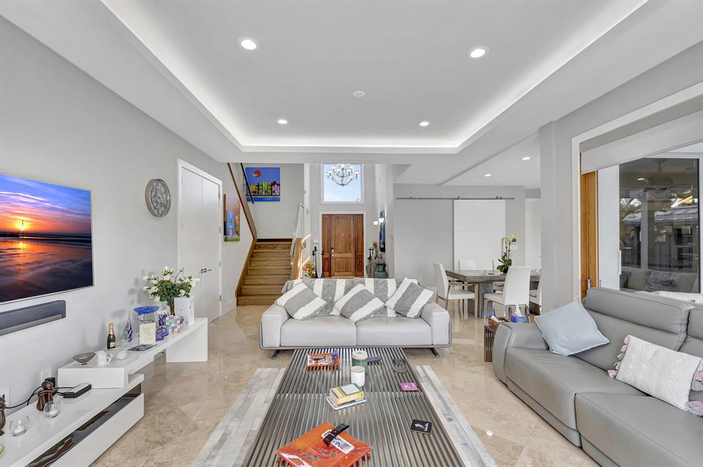 BOCA HARBOUR - Residential