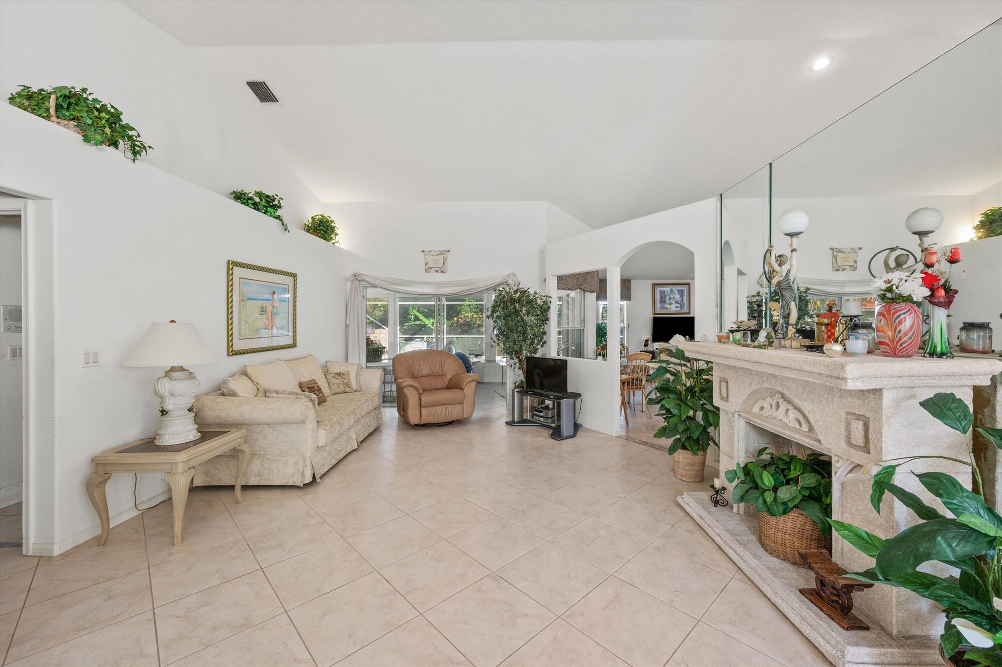 CYPRESS HEAD UNIT 2 - Residential