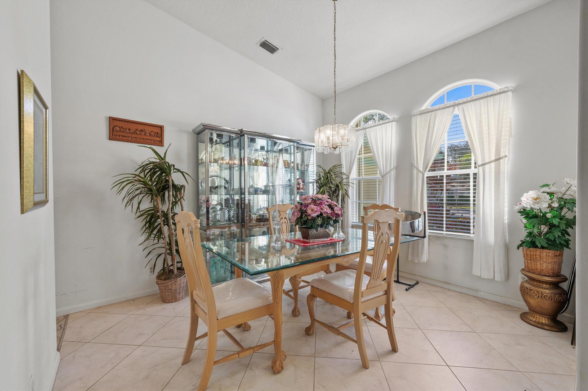 CYPRESS HEAD UNIT 2 - Residential