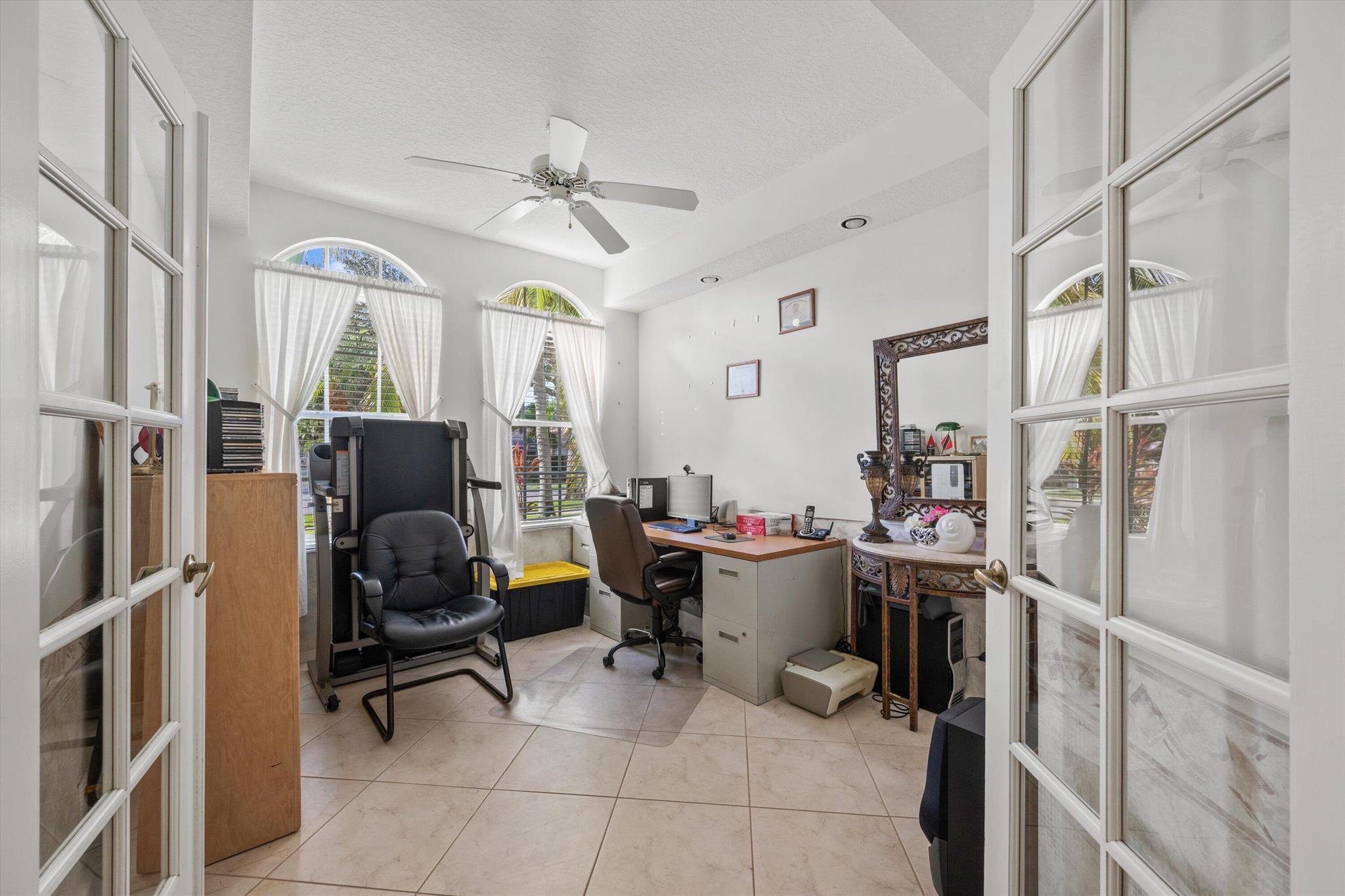 CYPRESS HEAD UNIT 2 - Residential