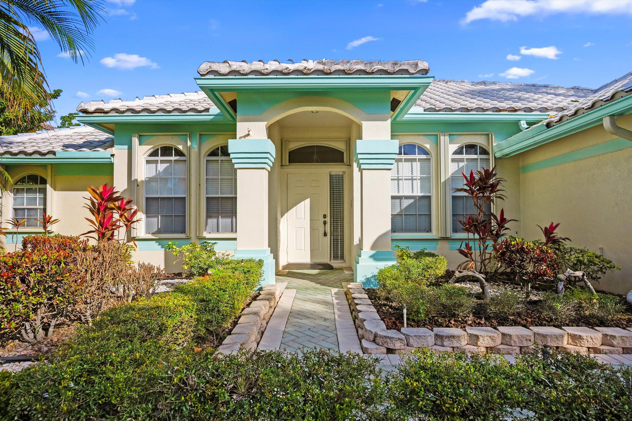 CYPRESS HEAD UNIT 2 - Residential