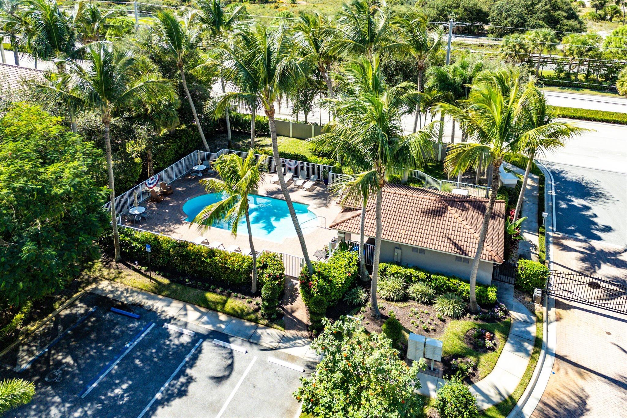 OCEAN CAY - Residential