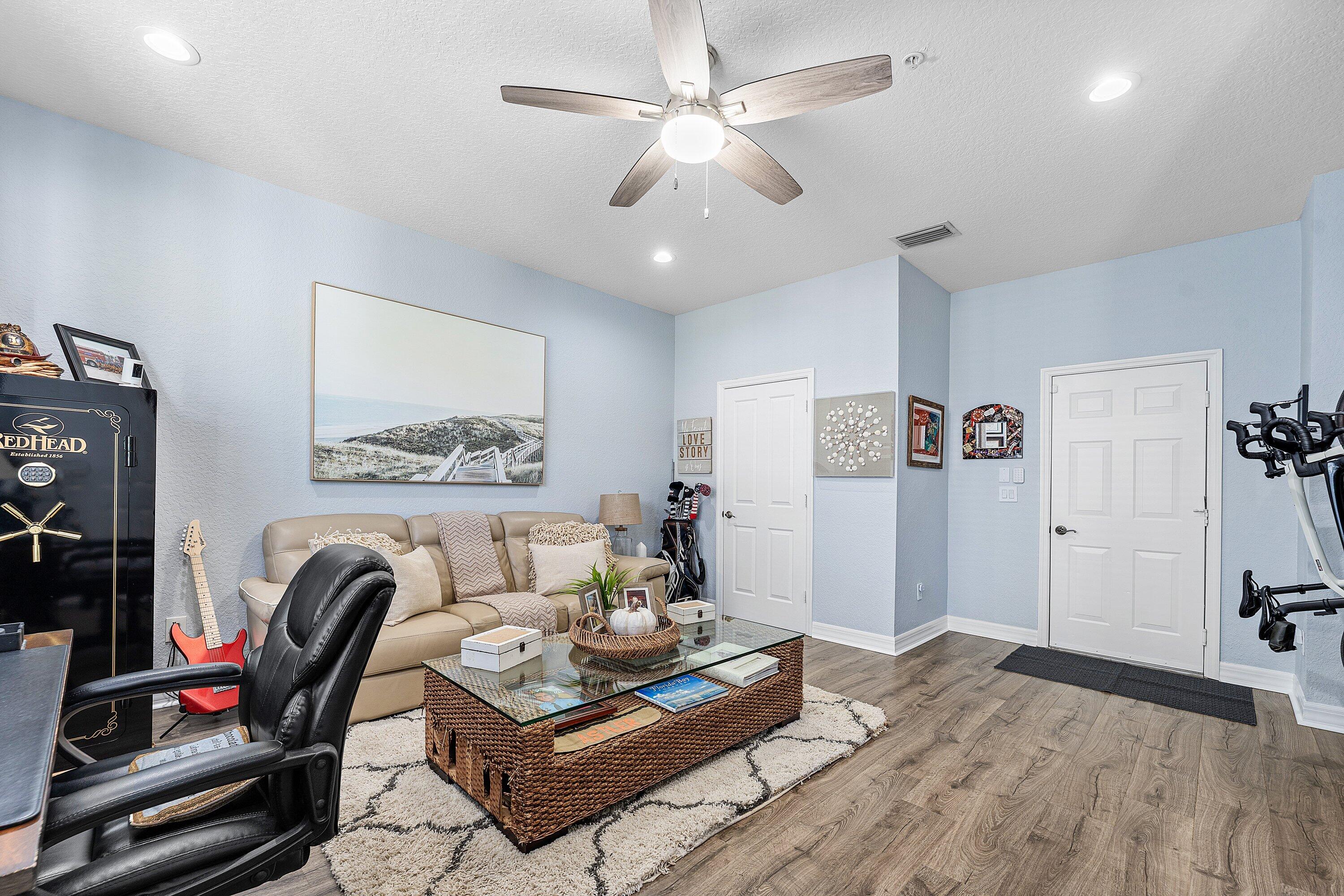 OCEAN CAY - Residential