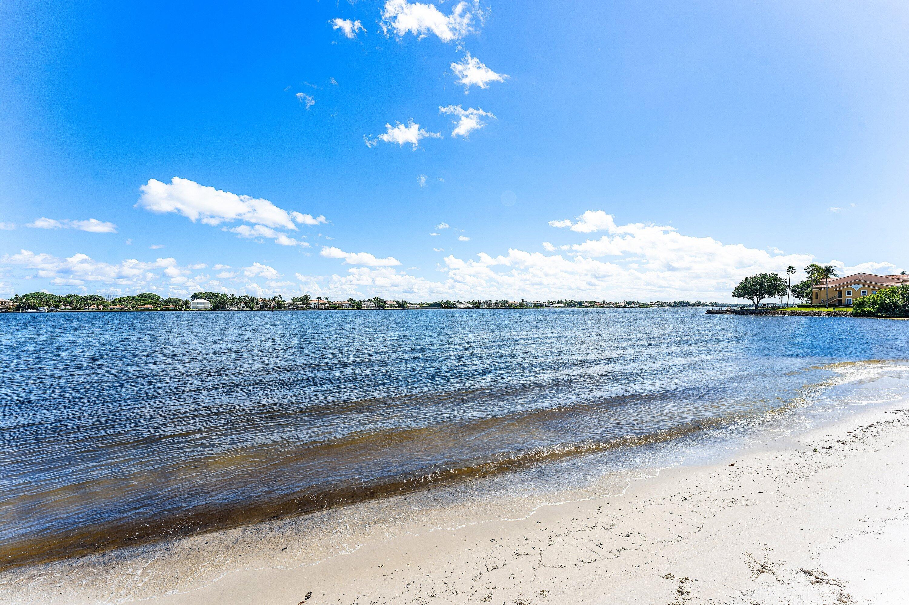 OCEAN CAY - Residential