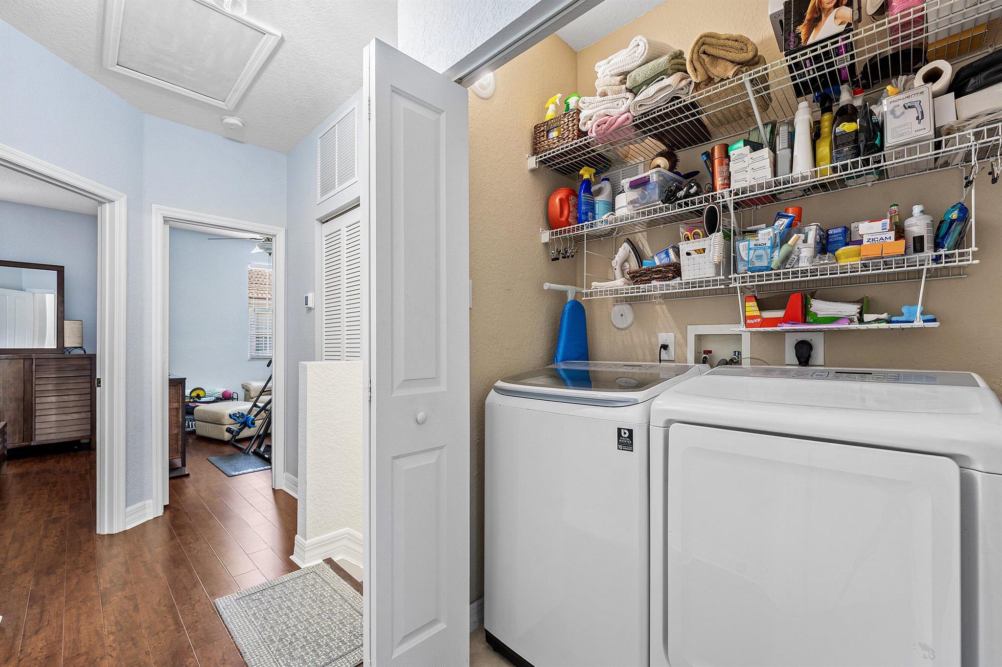 OCEAN CAY - Residential