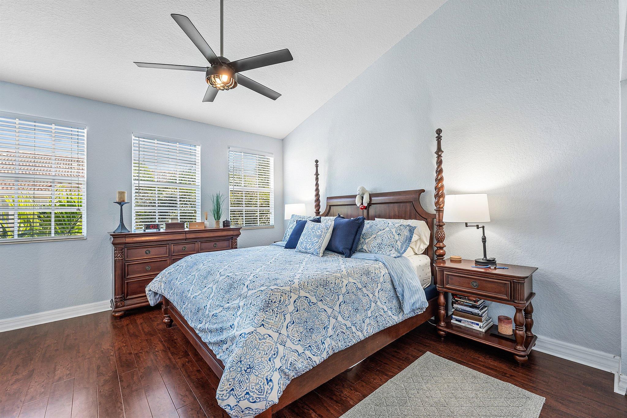 OCEAN CAY - Residential