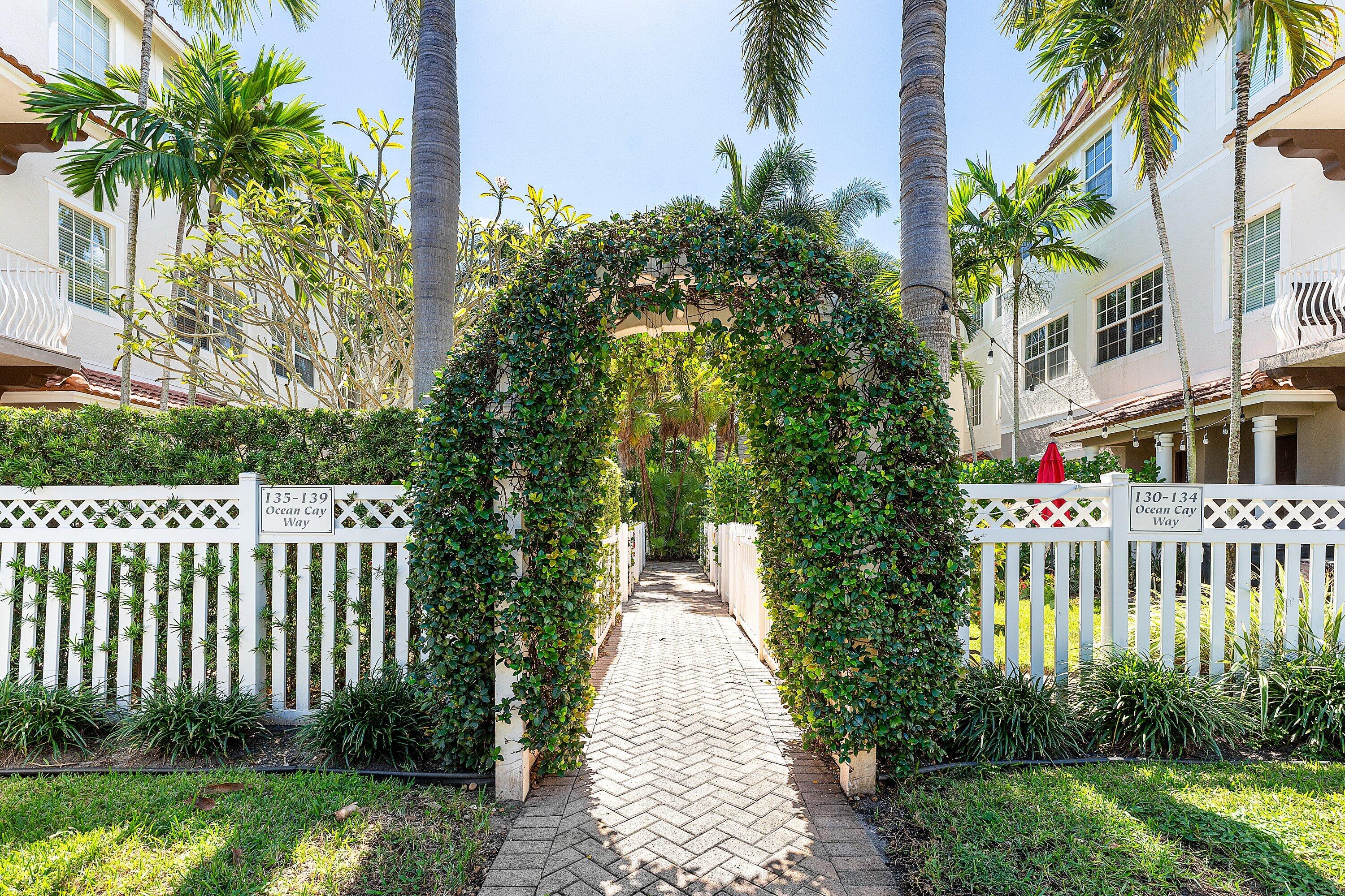 OCEAN CAY - Residential