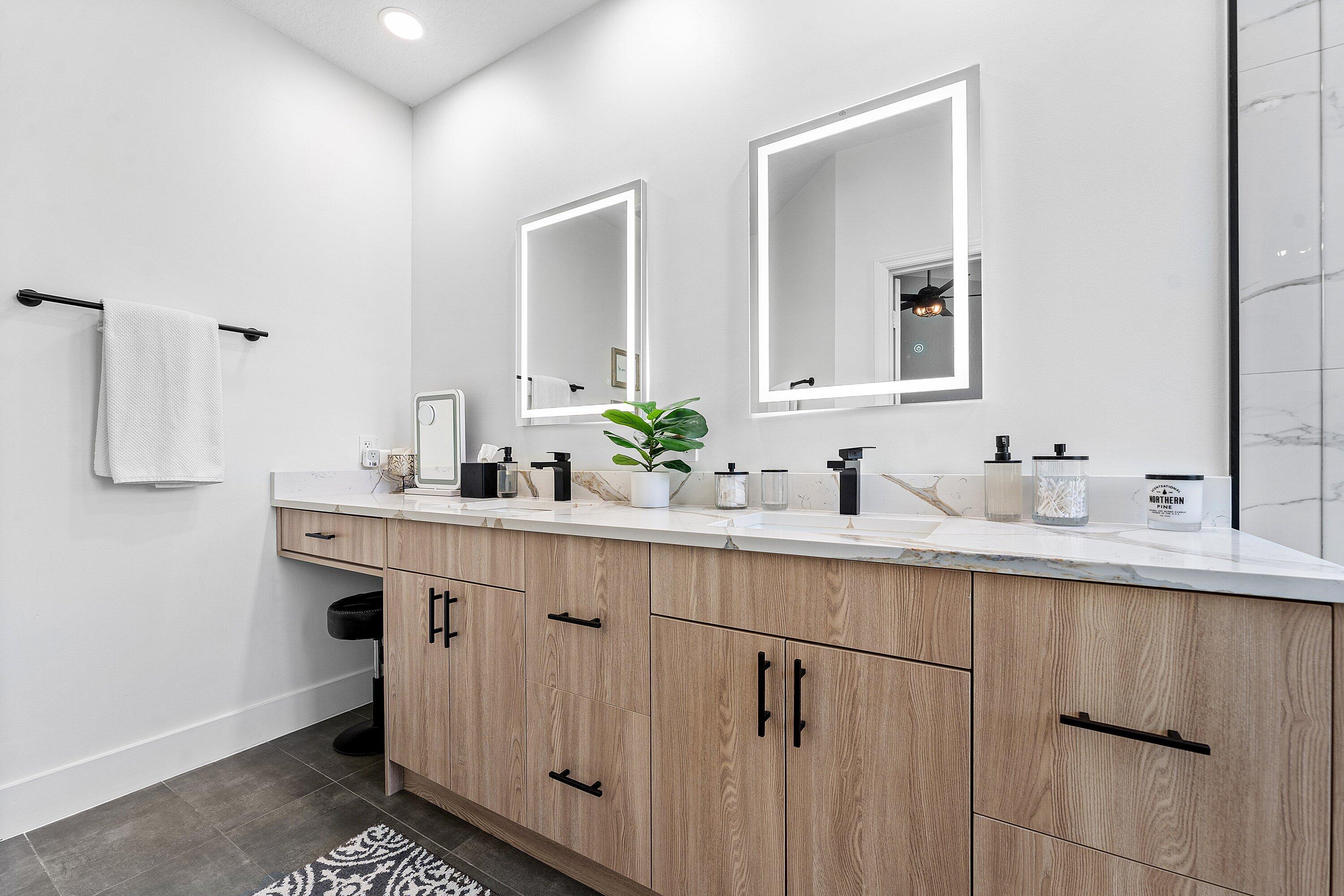 OCEAN CAY - Residential