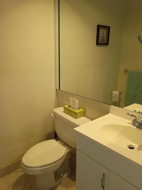 Tiny photo for 697 Flanders O #697, Delray Beach, FL 33484 (MLS # B26022919)