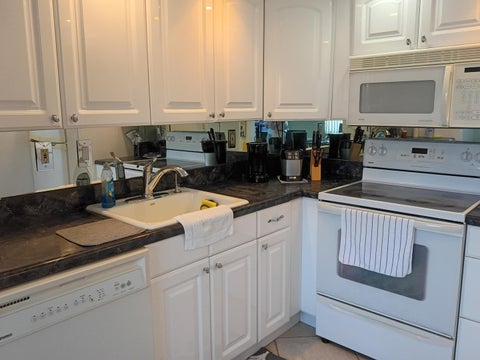 Tiny photo for 697 Flanders O #697, Delray Beach, FL 33484 (MLS # B26022919)