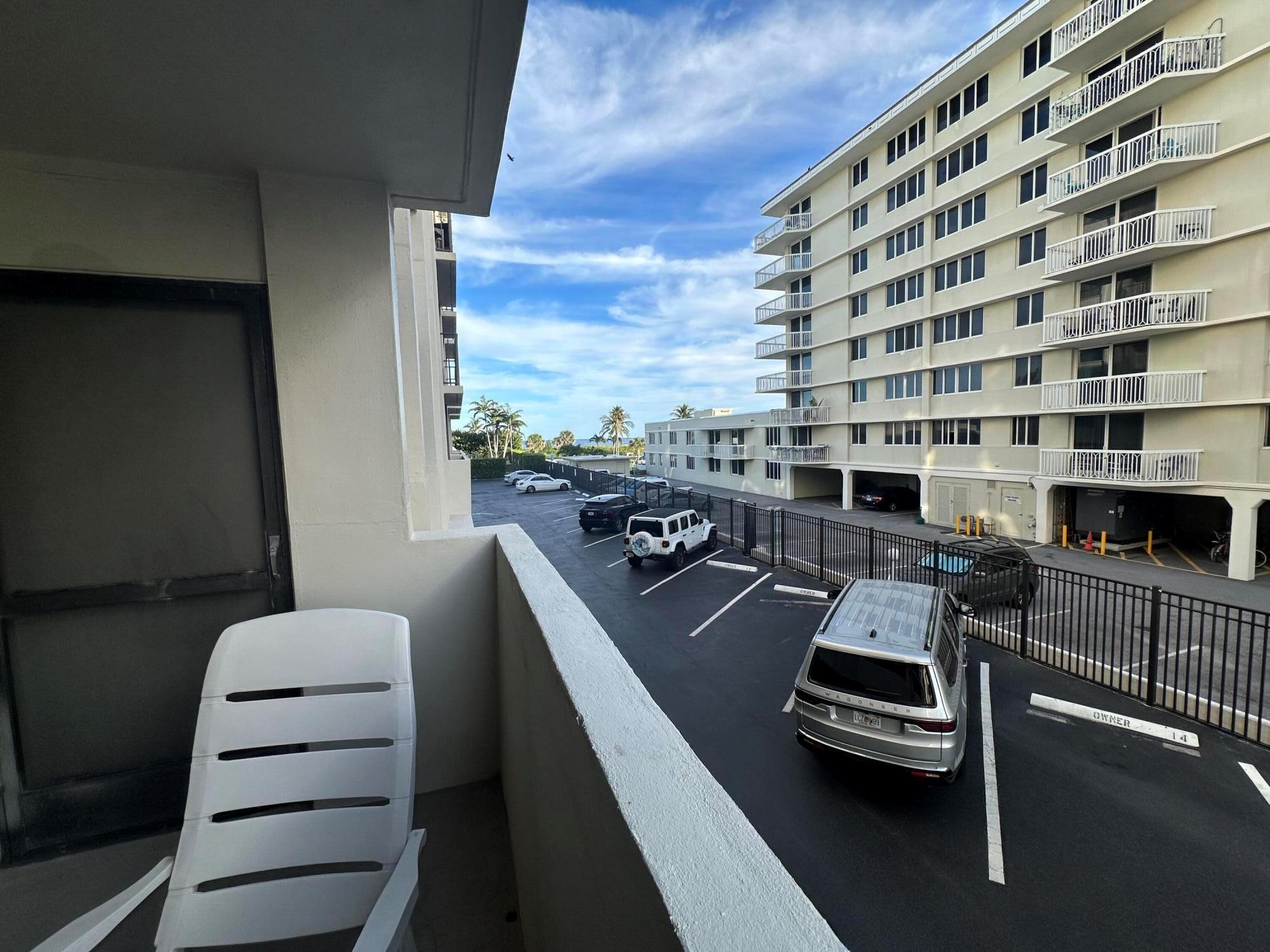 MAYAN TOWERS CONDO II - Residential Lease