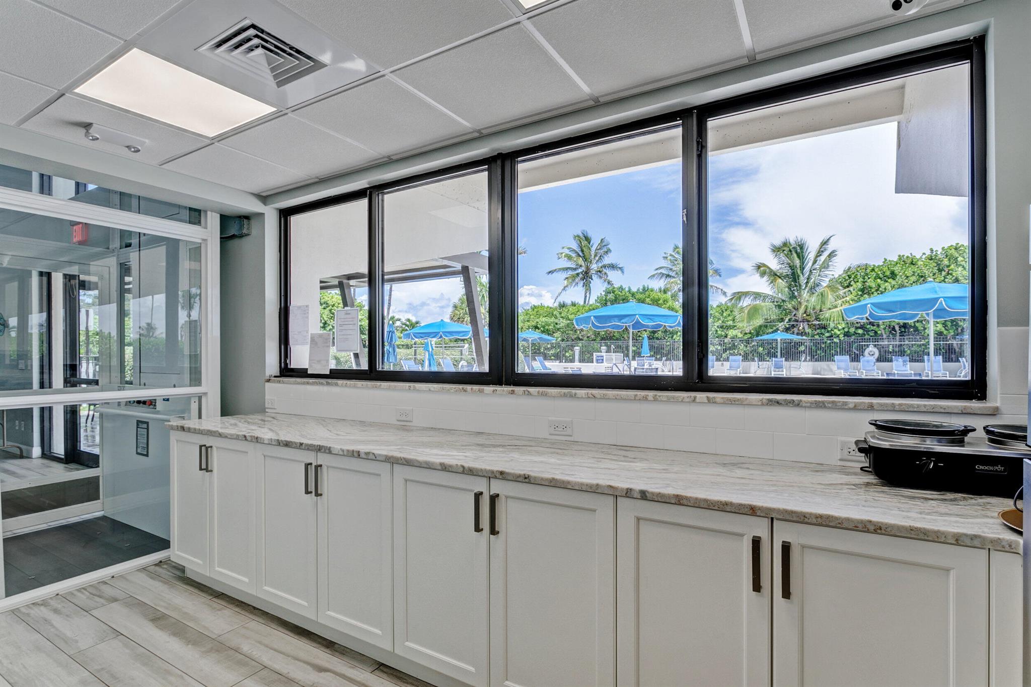 MAYAN TOWERS CONDO II - Residential Lease