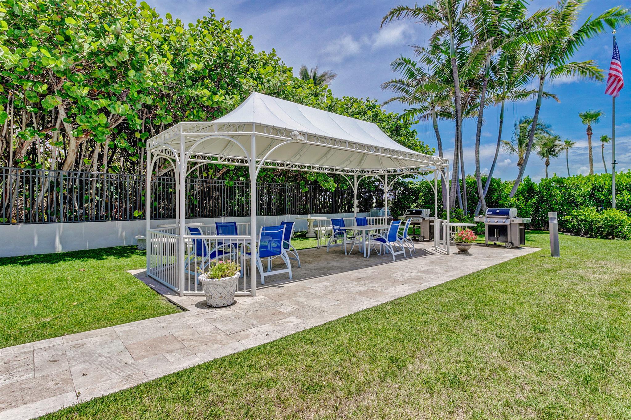 MAYAN TOWERS CONDO II - Residential Lease