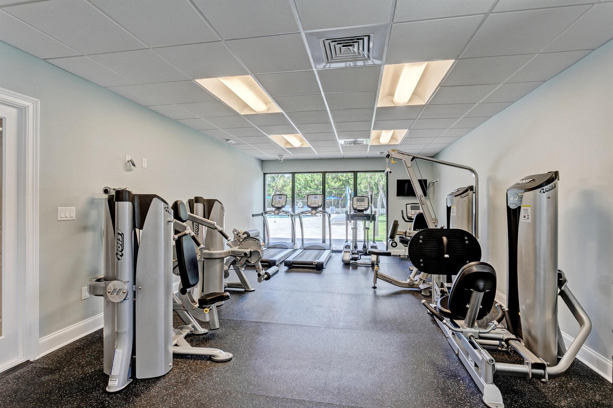 MAYAN TOWERS CONDO II - Residential Lease