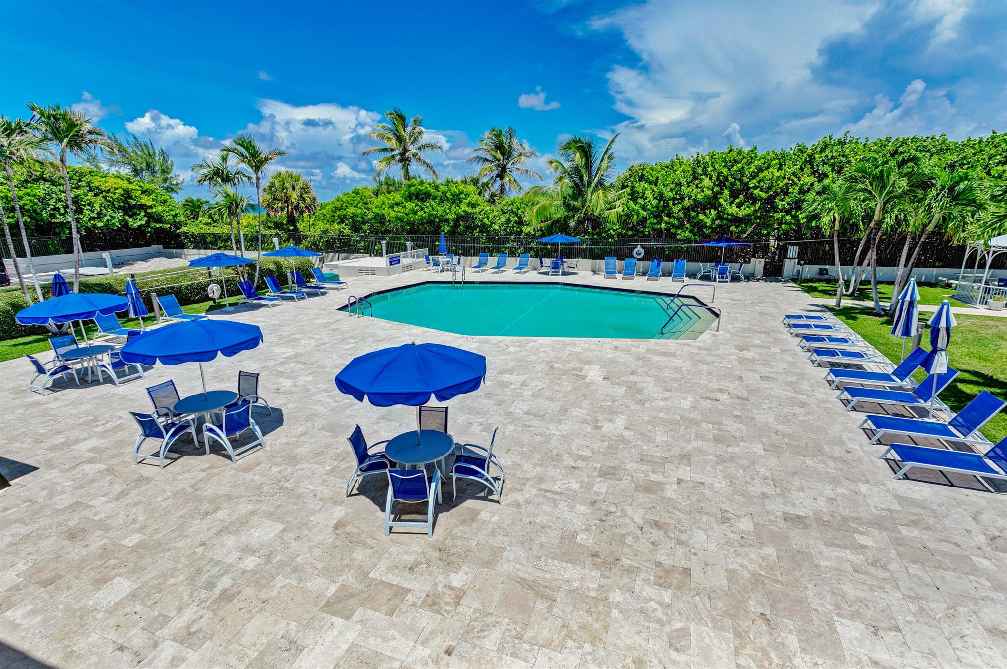 MAYAN TOWERS CONDO II - Residential Lease