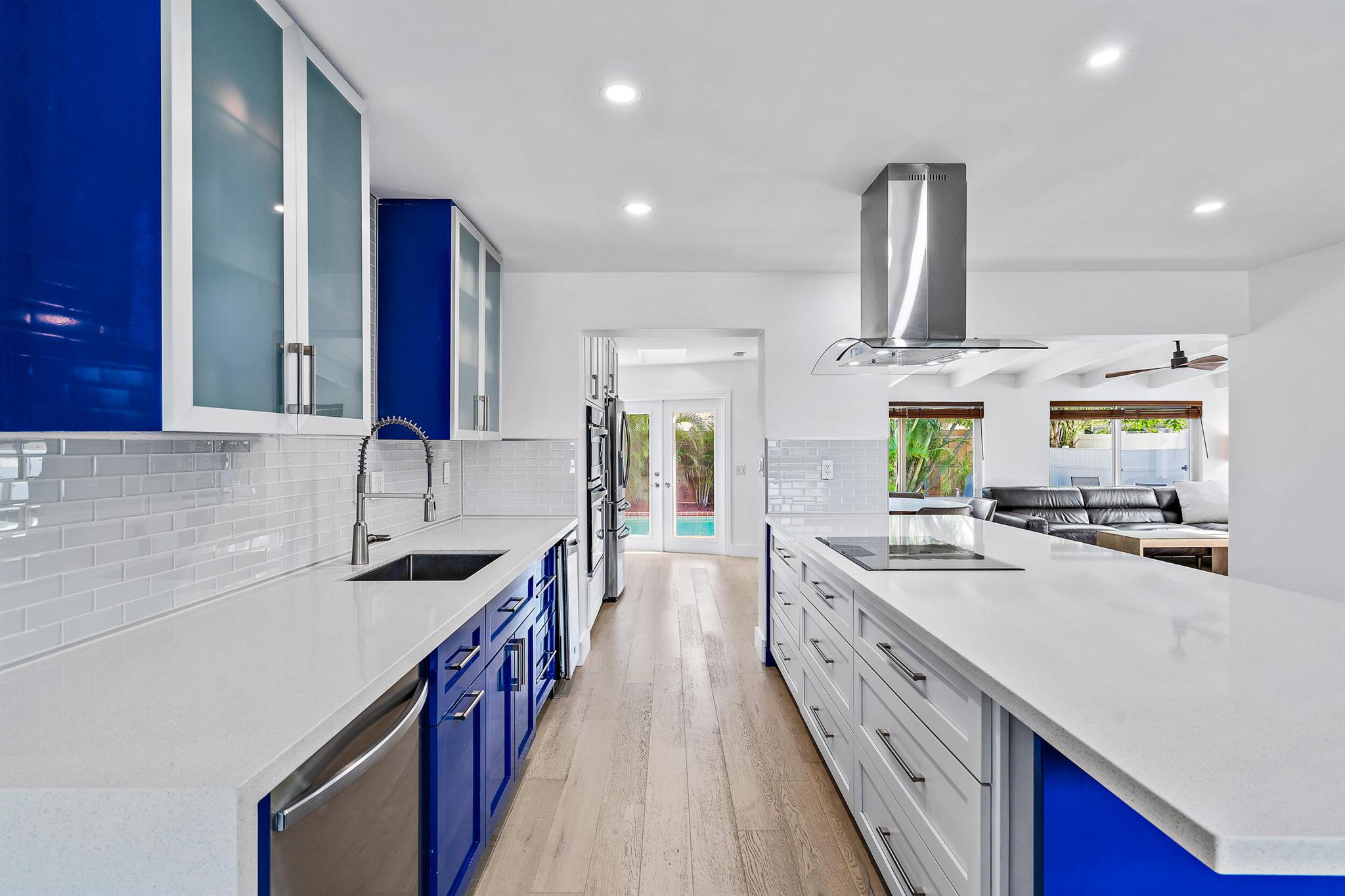 NORTH PALM BEACH VILLAGE - Residential Lease