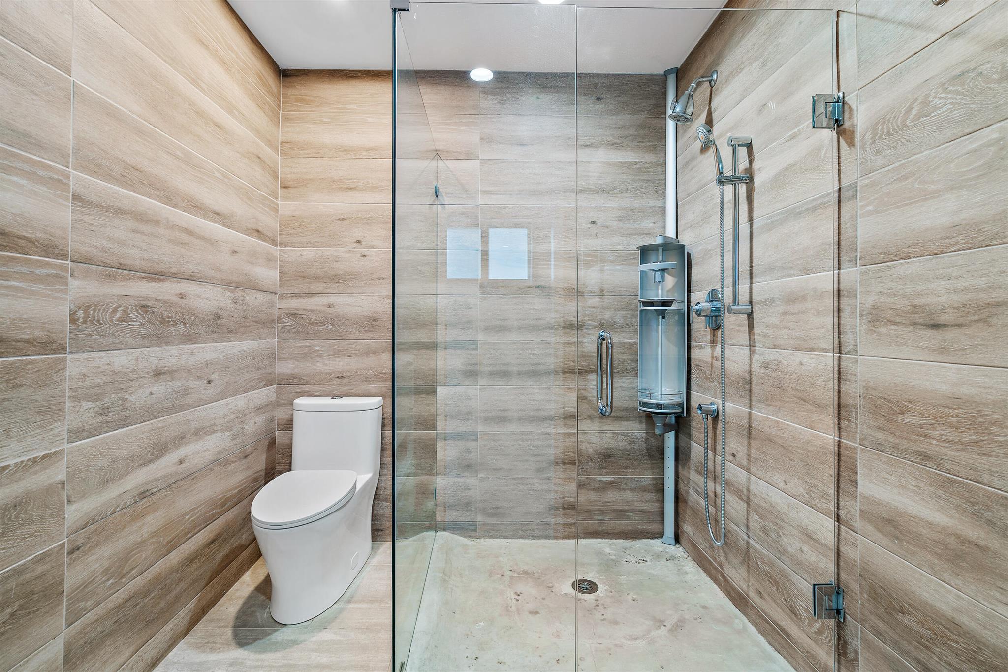 NORTH PALM BEACH VILLAGE - Residential Lease