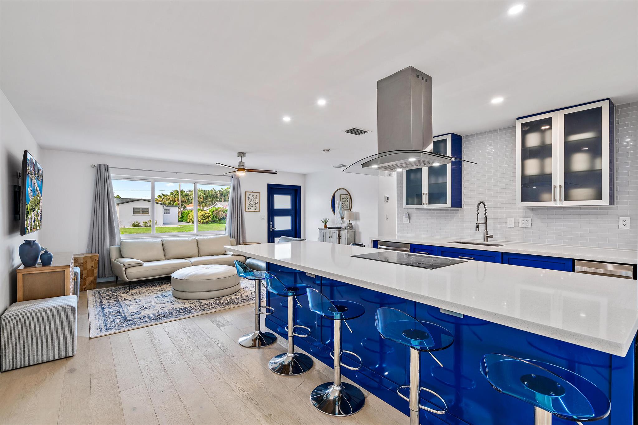 NORTH PALM BEACH VILLAGE - Residential Lease