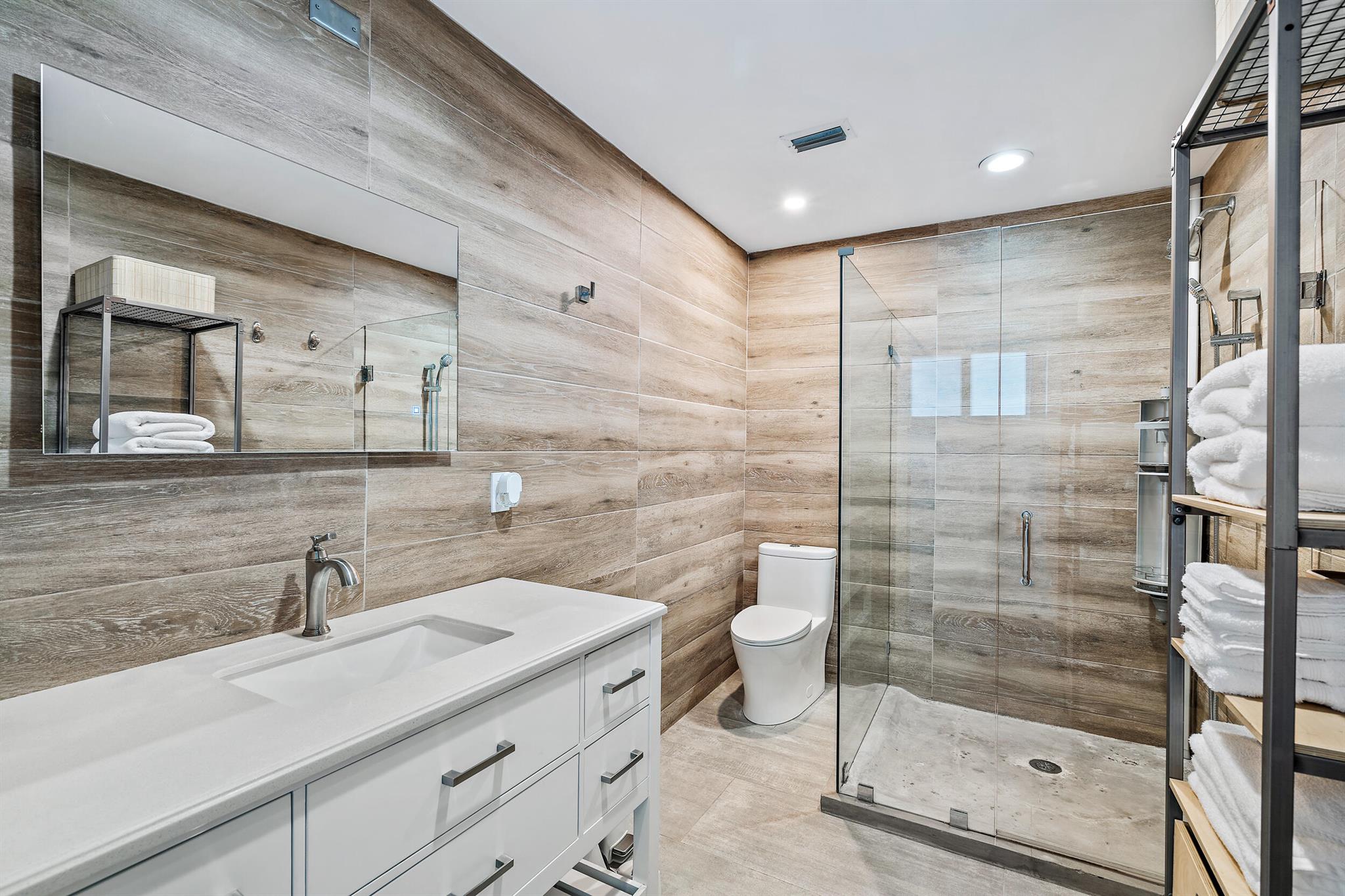 NORTH PALM BEACH VILLAGE - Residential Lease