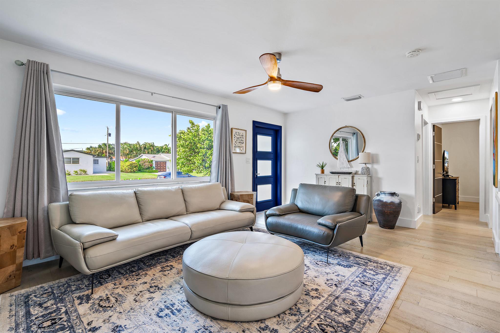 NORTH PALM BEACH VILLAGE - Residential Lease