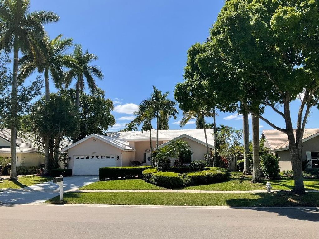 Photo of 2014 NW 8th Street, Boca Raton, FL 33486 (MLS # R11081425)