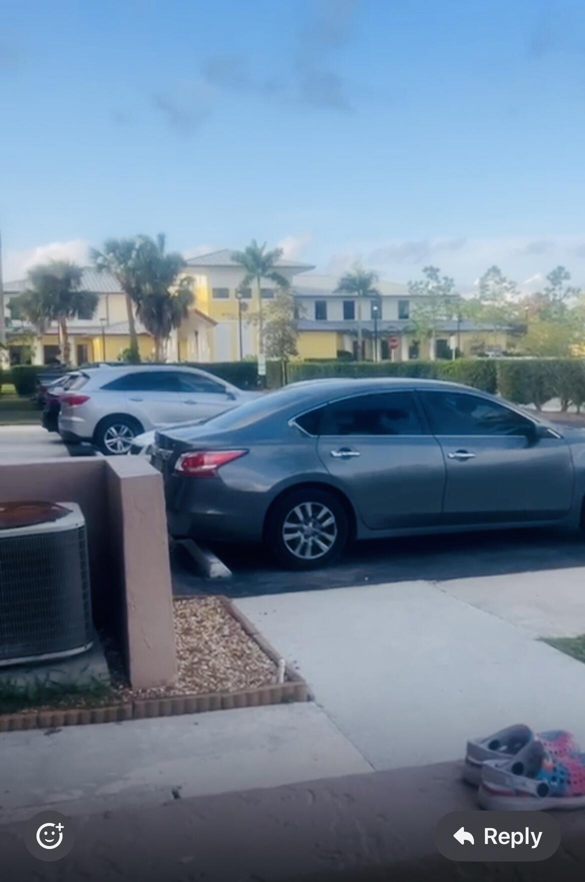 ROYAL VILLAGE TOWNHOUSES COND - Residential Lease