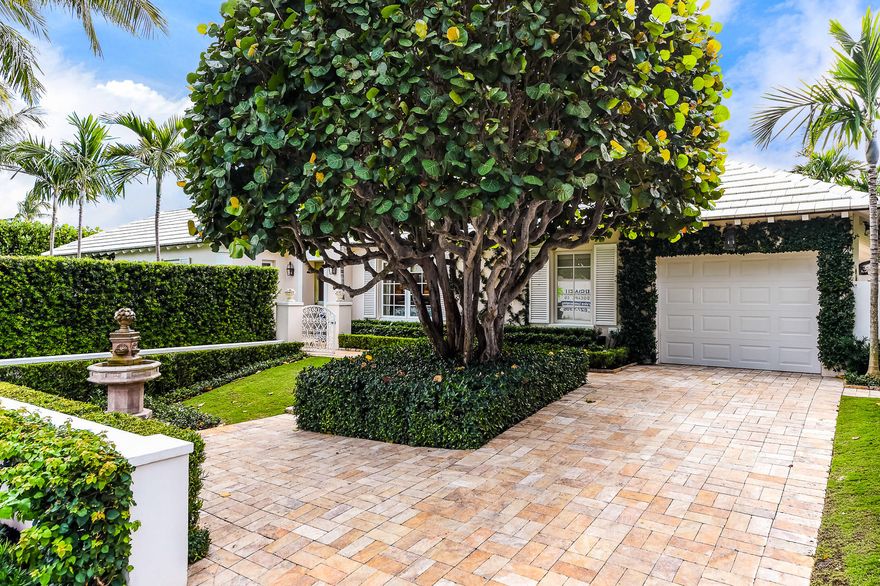 Rare opportunity to acquire prestige ocean-block Estate Section property! Perfectly located Bermuda home, graciously renovated. Coveted slice of Palm Beach paradise. Tasteful mini-estate compound. Special picture-book home. One-level, FP, high elevation, charm, romantic 3rd residence off the Atlantic. Live by the sea. Exquisite outdoor loggia overlooks pool, tropical gardens, lawn, lush landscape. 3 mins. to Mar-a-Lago and Bath & Tennis Club; 4 mins. to Worth Ave. This showstopper is well-designed for entertaining. Well-designed floorpan maximizes living area. One bed. w/en-suite bath is separate w/an adjacent side entrance, nice for guests or live-in staff. Property isn't in flight path. This 50s Bermuda society home isn't landmarked. Avail. furn. (Plz don't disturb in-residence Tenant.) New 2021 white Bermuda tile roof underway. This appealing storybook residence is situated in the cloistered neighborhood enclave of Billionaire's Row. Once again, please don't go onto the property or knock on the front door; this private property is protected and monitored by video surveillance.