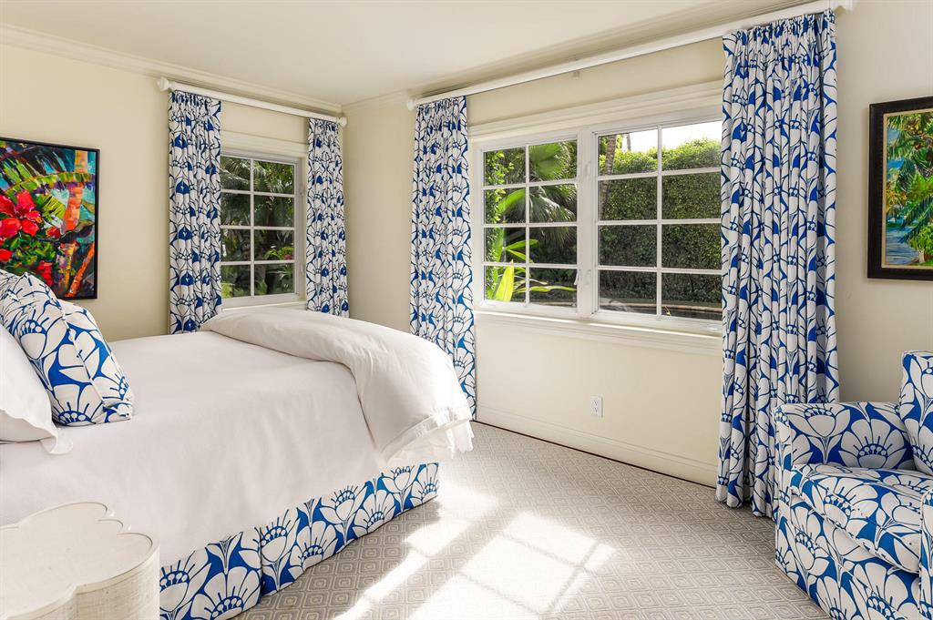 Via Vizcaya - Residential