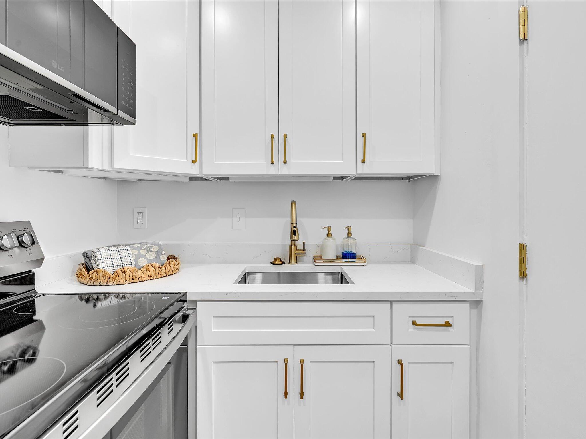 VIRGINIAN APARTMENTS - Residential