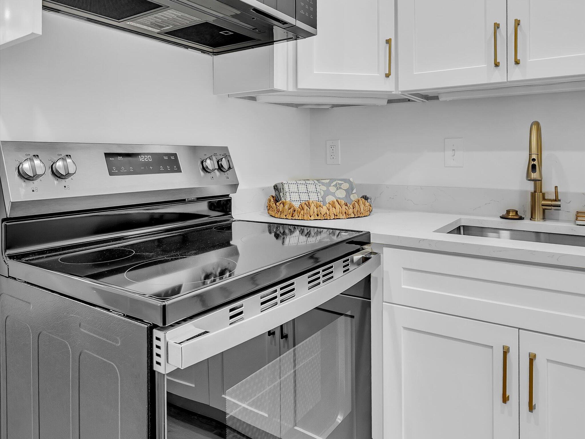 VIRGINIAN APARTMENTS - Residential