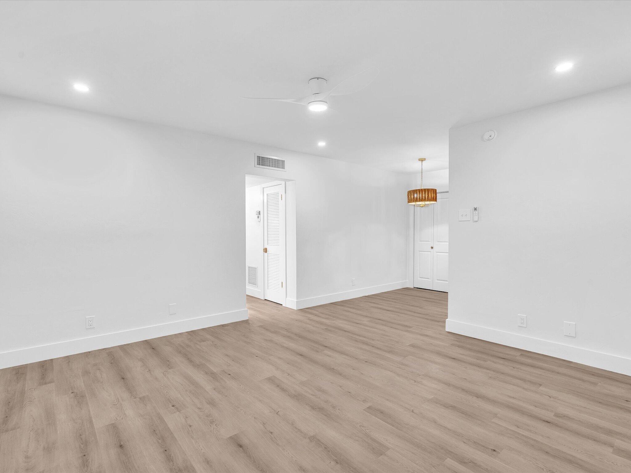 350 S Cypress Road #501