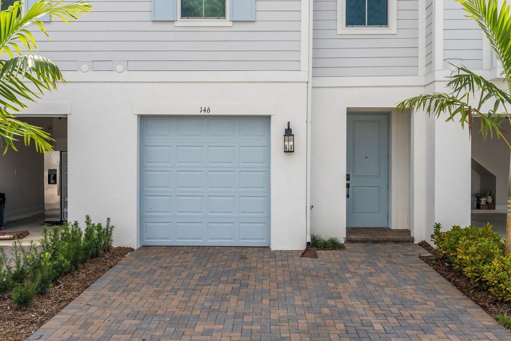 Photo of 146 SE Birch Terrace #1686, Stuart, FL 34997 (MLS # R11115773)